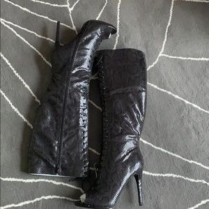 PaperFox Faux snake print boot